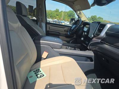 2019 Ram 1500 Limited Crew Cab Short Bed - zdjęcie 8 z 42 - miniatura