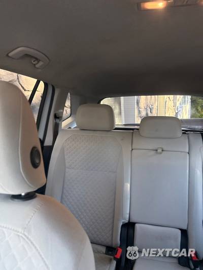 2018 Volkswagen Tiguan S - zdjęcie 12 z 13 - miniatura