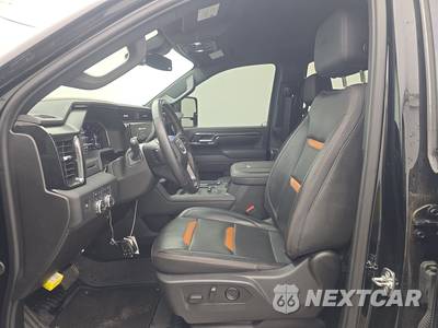 2025 GMC Sierra 2500HD AT4 Crew Cab Medium Bed 4SB - zdjęcie 7 z 30 - miniatura