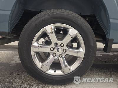 2023 Ford F-150 LARIAT Crew Cab Short Bed - zdjęcie 5 z 30 - miniatura