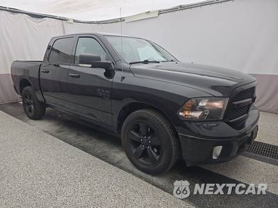 2021 Ram 1500 Classic SLT Crew Cab Short Bed - zdjęcie 3 z 43 - miniatura