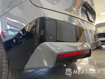 2025 BMW iX xDrive50 - zdjęcie 15 z 52 - miniatura