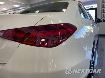 2022 Mercedes-Benz C 300 Sedan - zdjęcie 17 z 51 - miniatura