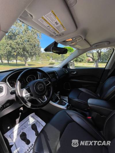 2020 Jeep Compass Latitude - zdjęcie 10 z 15 - miniatura