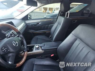 2010 Mercedes-Benz E 550 4MATIC Sedan - zdjęcie 7 z 33 - miniatura
