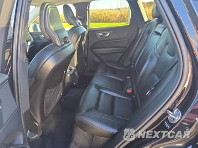 2025 Volvo XC60 B5 Core - zdjęcie 16 z 23 - miniatura