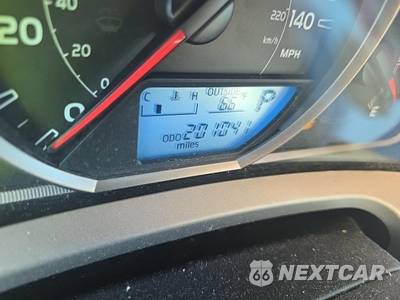 2014 Toyota RAV4 XLE - zdjęcie 15 z 21 - miniatura