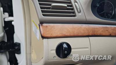 2005 Mercedes-Benz E 500 Sedan - zdjęcie 38 z 45 - miniatura