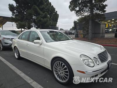2005 Mercedes-Benz E 500 Sedan - zdjęcie 3 z 45 - miniatura