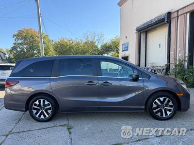 2025 Honda Odyssey EX-L 118.1" WB - zdjęcie 8 z 27 - miniatura