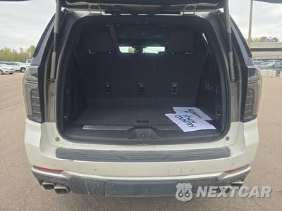 2025 Chevrolet Tahoe High Country 3LZ - zdjęcie 17 z 21 - miniatura