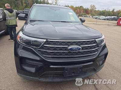 2022 Ford Explorer XLT - zdjęcie 2 z 32 - miniatura