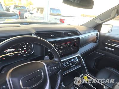 2023 GMC Sierra 1500 Denali Crew Cab Short Bed - zdjęcie 11 z 27 - miniatura