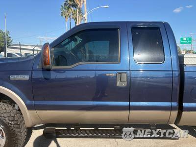 2006 Ford Super Duty F-250 Lariat Extended Cab Long Bed w/Rear Doors - zdjęcie 9 z 45 - miniatura