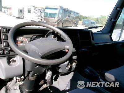 2019 Isuzu NPR HD Base Low Cab Crew - zdjęcie 6 z 18 - miniatura