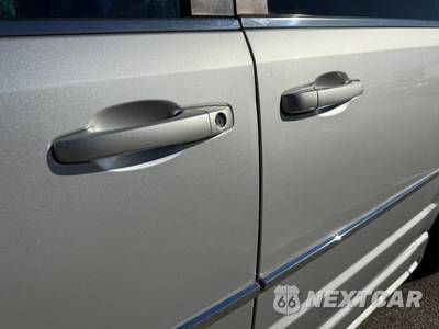 2010 Dodge Grand Caravan SXT Minivan 121.2" WB - zdjęcie 13 z 143 - miniatura