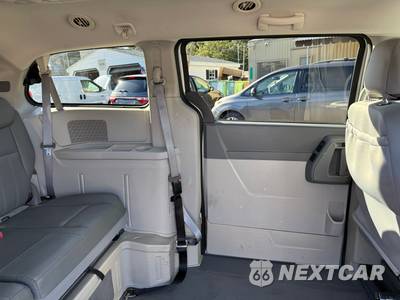 2010 Dodge Grand Caravan SXT Minivan 121.2" WB - zdjęcie 60 z 143 - miniatura