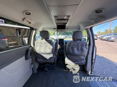 2010 Dodge Grand Caravan SXT Minivan 121.2" WB - zdjęcie 63 z 143 - miniatura