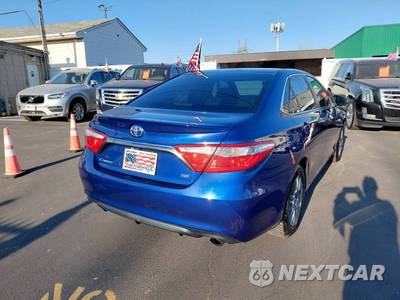 2015 Toyota Camry SE - zdjęcie 4 z 23 - miniatura
