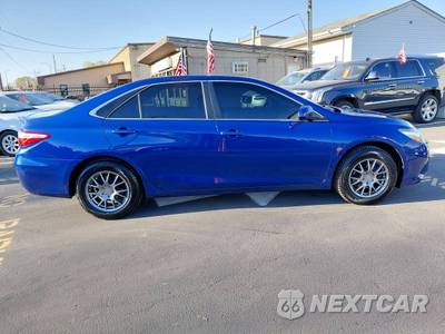 2015 Toyota Camry SE - zdjęcie 6 z 23 - miniatura