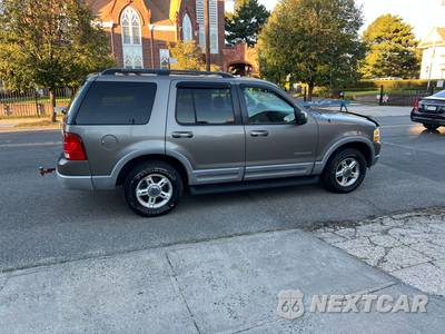 2002 Ford Explorer XLT - zdjęcie 4 z 17 - miniatura