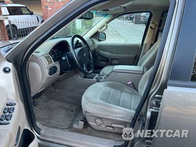 2002 Ford Explorer XLT - zdjęcie 12 z 17 - miniatura