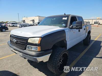 2007 Chevrolet Silverado 1500 Classic LT Crew Cab Short Bed 1LT