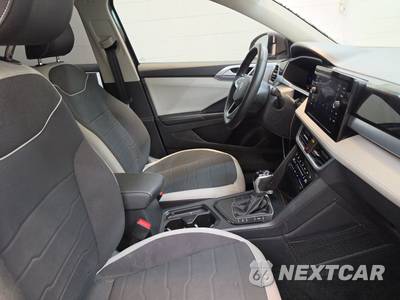 2025 Volkswagen Taos SE - zdjęcie 8 z 30 - miniatura