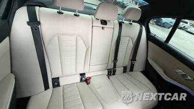 2020 BMW 3 Series Sedan 330i LUXURY LINE - zdjęcie 38 z 39 - miniatura