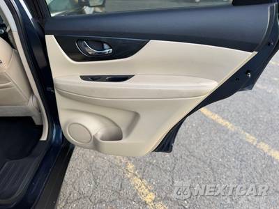 2016 Nissan Rogue SL - zdjęcie 14 z 39 - miniatura