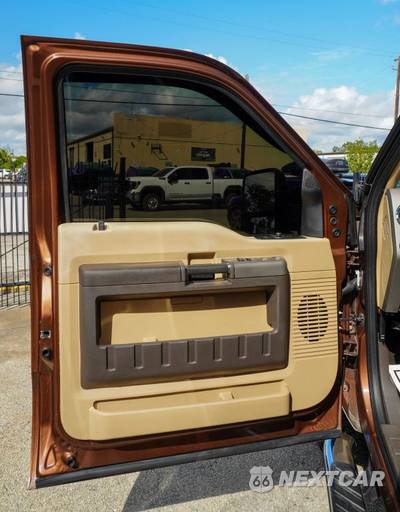 2012 Ford Super Duty F-250 Lariat Crew Cab Medium Bed - zdjęcie 17 z 38 - miniatura