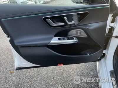 2025 Mercedes-Benz E 350 4MATIC Sedan - zdjęcie 15 z 20 - miniatura