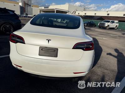 2020 Tesla Model 3 Standard Range Plus - zdjęcie 10 z 23 - miniatura