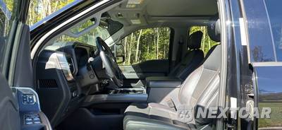 2024 Ford Super Duty F-250 Lariat Crew Cab Medium Bed - zdjęcie 10 z 20 - miniatura