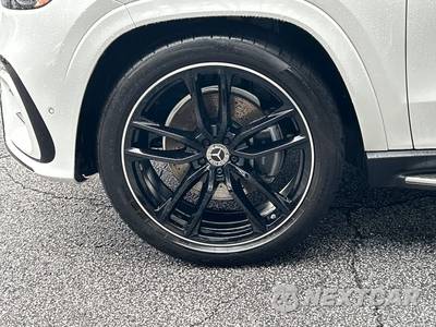 2025 Mercedes-Benz GLS 450 4MATIC - zdjęcie 17 z 20 - miniatura