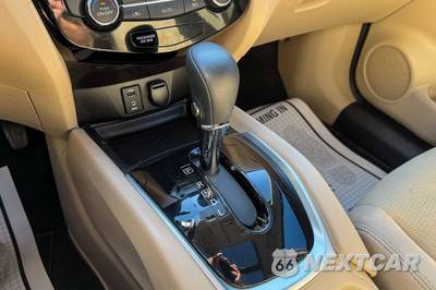2016 Nissan Rogue SV - zdjęcie 32 z 48 - miniatura