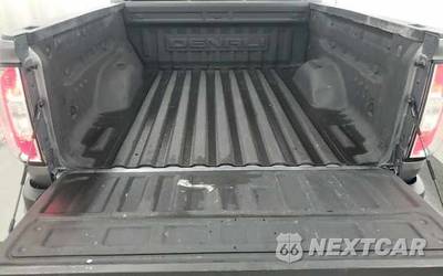 2022 GMC Canyon Denali Crew Cab Medium Bed - zdjęcie 8 z 50 - miniatura