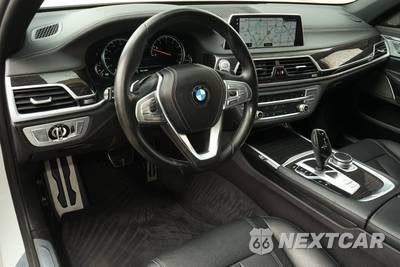 2019 BMW 7 Series Sedan 740i M SPORT LINE - zdjęcie 2 z 28 - miniatura