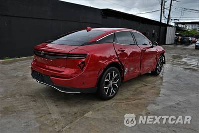 2023 Toyota Crown Limited - zdjęcie 5 z 22 - miniatura