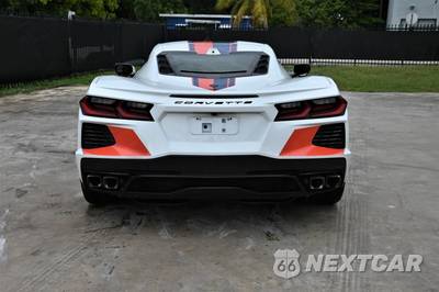 2020 Chevrolet Corvette Stingray Coupe 3LT - zdjęcie 4 z 17 - miniatura