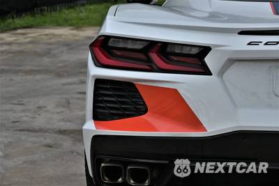 2020 Chevrolet Corvette Stingray Coupe 3LT - zdjęcie 10 z 17 - miniatura