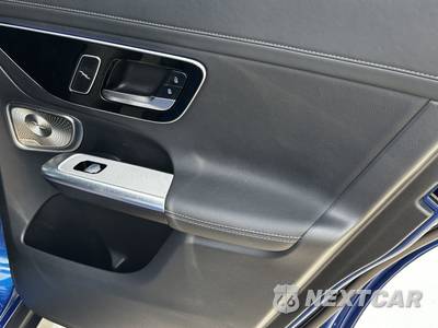 2025 Mercedes-Benz GLC 300 - zdjęcie 19 z 20 - miniatura