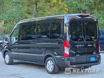 2024 Ford Transit Passenger Wagon XLT Medium Roof 148.0" WB - zdjęcie 5 z 37 - miniatura
