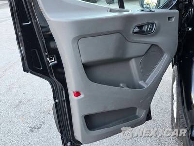 2024 Ford Transit Passenger Wagon XLT Medium Roof 148.0" WB - zdjęcie 21 z 37 - miniatura
