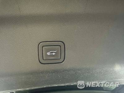2025 Chevrolet Suburban LT 1LT - zdjęcie 21 z 50 - miniatura