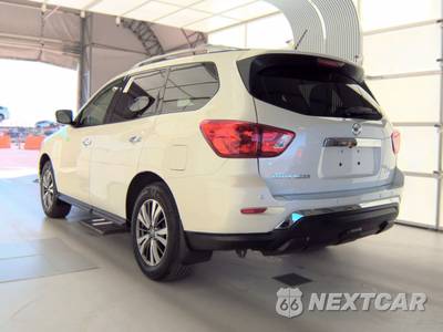 2017 Nissan Pathfinder SV - zdjęcie 6 z 26 - miniatura