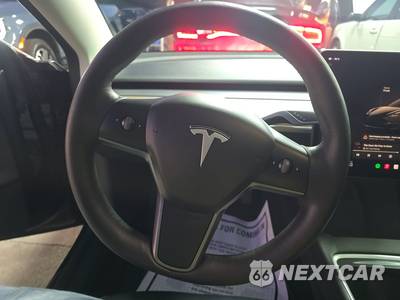 2023 Tesla Model 3 Standard Range - zdjęcie 10 z 22 - miniatura