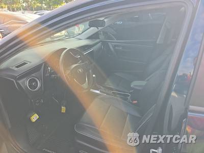 2019 Toyota Corolla XLE Sedan - zdjęcie 7 z 34 - miniatura