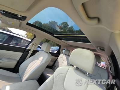 2023 Kia Sorento SX - zdjęcie 22 z 44 - miniatura