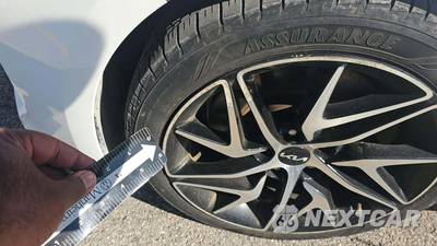 2023 Kia Stinger GT-Line - zdjęcie 22 z 28 - miniatura